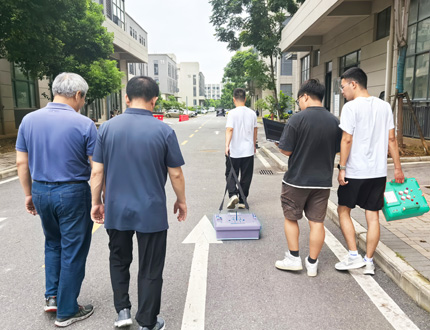 <b>热烈欢迎朝鲜民主主义人民共和国高级考察团莅临我司考察交流</b>